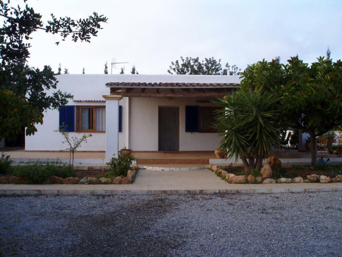 Guito Es Pujols-finca Sa Caleta , Cp: 07818 Сasa de vacaciones *